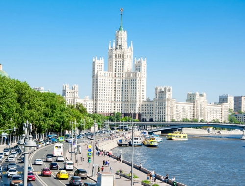 Прогулка на теплоходе «Адмирал» от парка «Зарядье» до Воробьевых гор