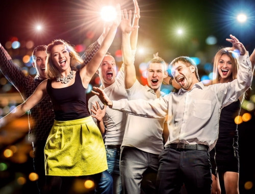 «На волне» зажигательная дискотека на теплоходе