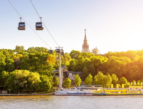 Прогулка на теплоходах по Москве от Воробьевых гор до парка «Зарядье»