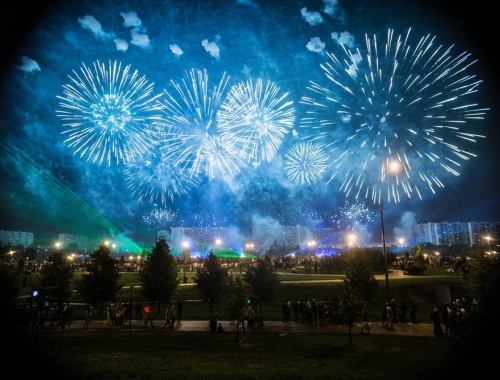 Речной круиз на уникальном теплоходе «РИО-1» с просмотром салюта