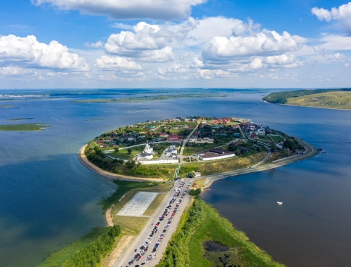 Экскурсия в Свияжск и Раифский монастырь на автобусе и теплоходе