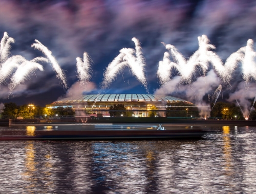 Гранд-круиз на дизайнерском теплоходе «Морис» в День Победы!