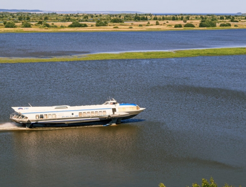 Речной круиз из Казани в Болгар на теплоходе «Метеор» с обедом
