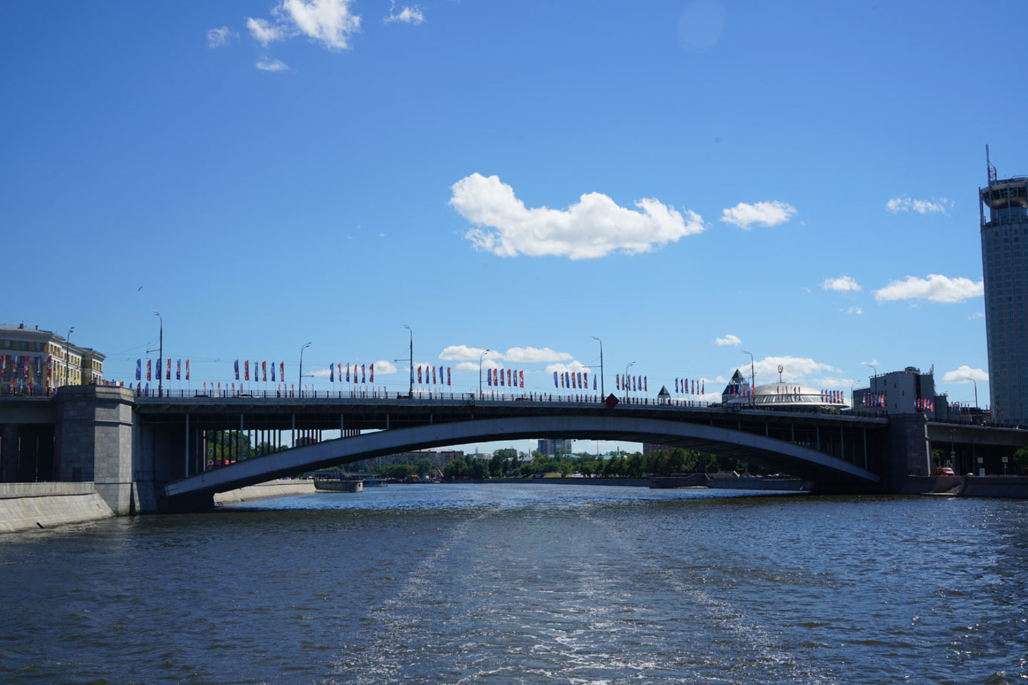 Большой Краснохолмский мост | теплоходные прогулки и экскурсии с видом на  Большой Краснохолмский мост