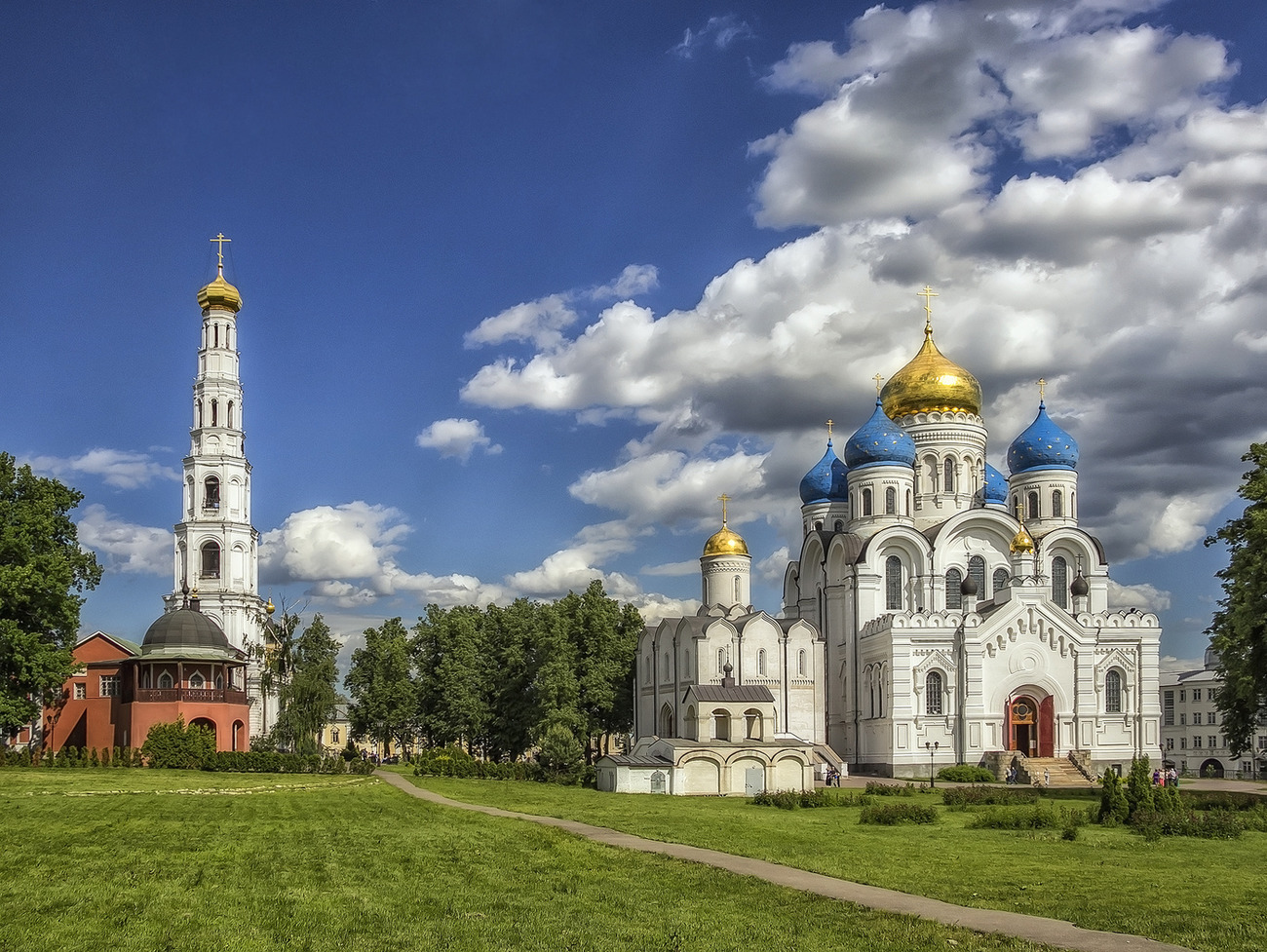 Экскурсия на теплоходе в Николо-Угрешский монастырь - билеты, цены,  расписание, маршруты | круиз на корабле до Николо-Угрешского монастыря